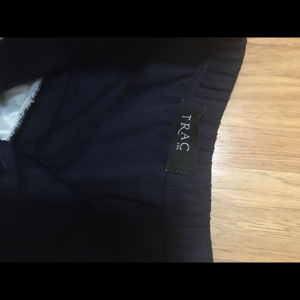 Dress - Picture 5 of 5